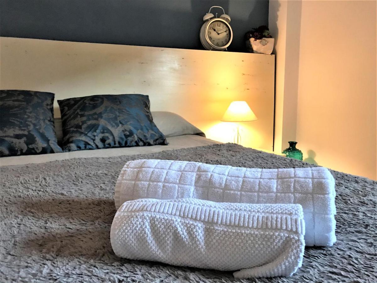 מונאצ'יל Apartamento Junto Al Rio En Entrada Ruta Cahorros מראה חיצוני תמונה