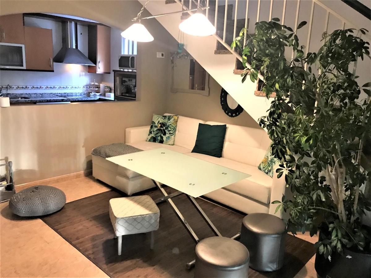 מונאצ'יל Apartamento Junto Al Rio En Entrada Ruta Cahorros מראה חיצוני תמונה